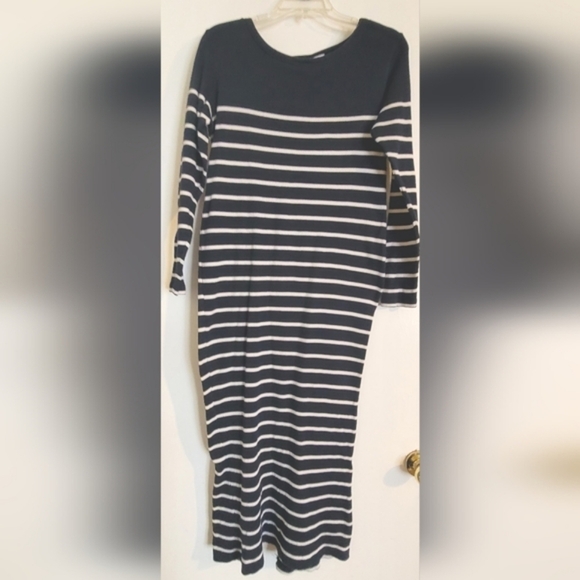 Liz Claiborne Size Medium, 3/4 Sleeve Maxi Dress - Picture 1 of 6